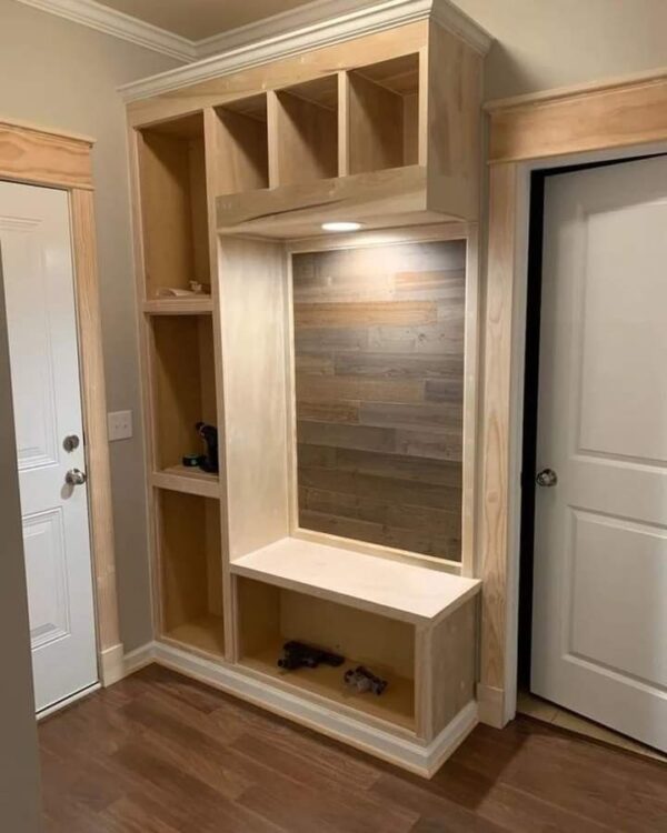 Closet de pino chileno